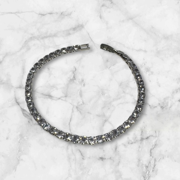 FREE 🆕Piatella Elegant Tennis Braceletp - Picture 4 of 10